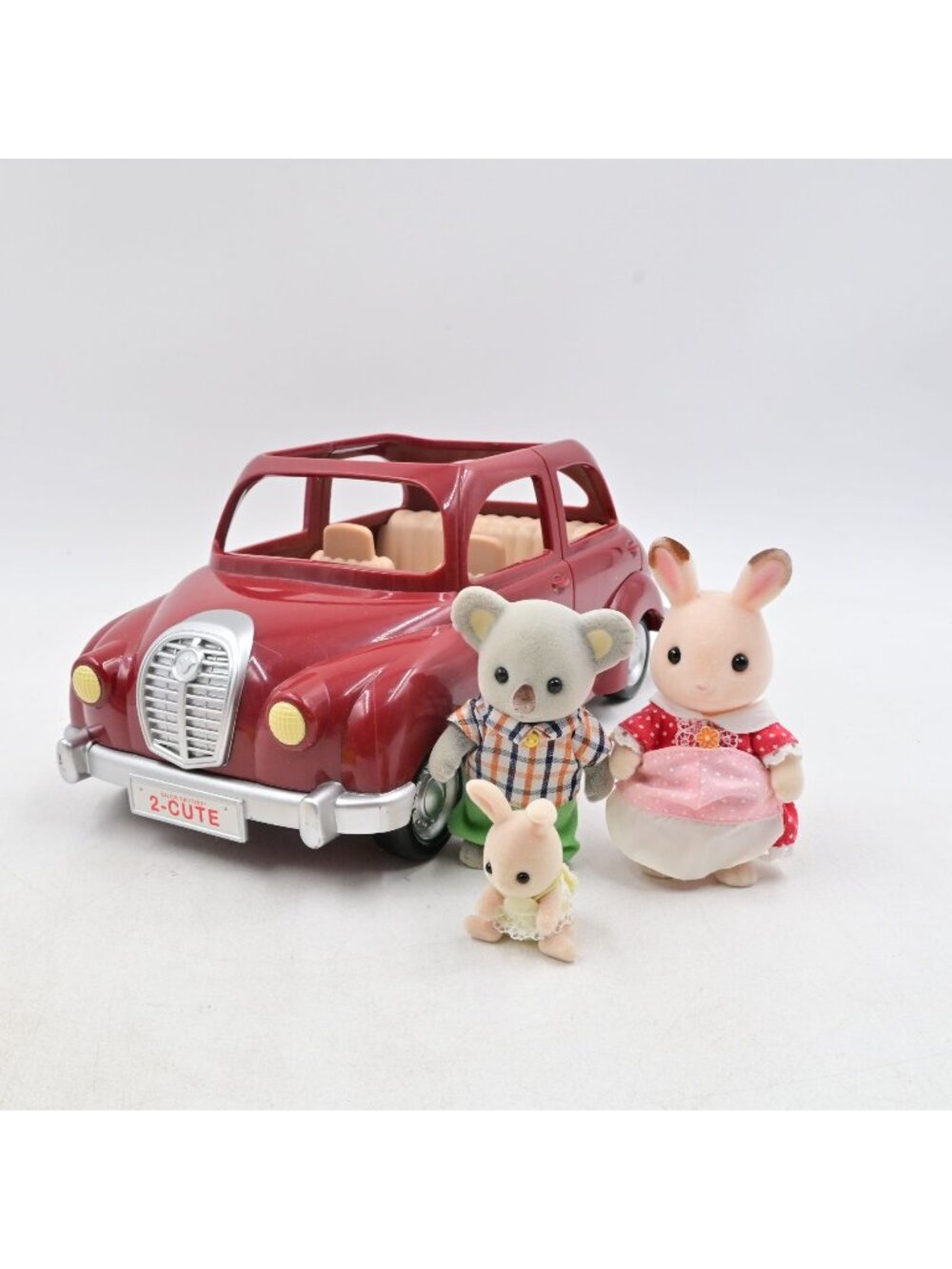Calico Critters Sylvanian Families Cherry Cruiser Red Car Mixed Figure Set VTG